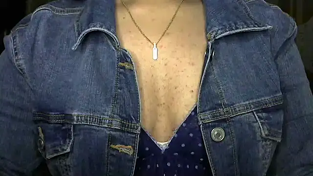 Snapshot of Sima--Roy chatting on 01/03/25, 06:14 Sima--Roy online show from 01/03/25, 06:14