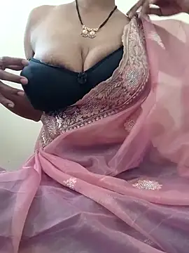 pretiHot online show from 02/02/26, 08:35