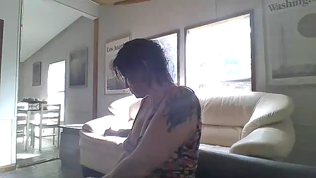 Snapshot of spundarella420 chatting on 05/28/26, 09:23 spundarella420 online show from 05/28/26, 09:23