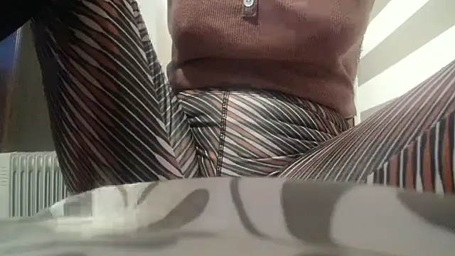 Web Lady online show from 09/28/25, 05:07