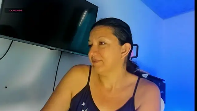 Angelblue  online show from 06/06/26, 01:27