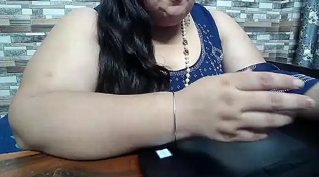 Snapshot of Sexy_raman_ chatting on 12/25/24, 11:00 Sexy raman online show from 12/25/24, 11:00