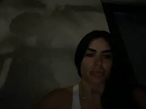 Snapshot of Karoltriguena chatting on 03/14/26, 03:01 Karoltriguena online show from 03/14/26, 03:01