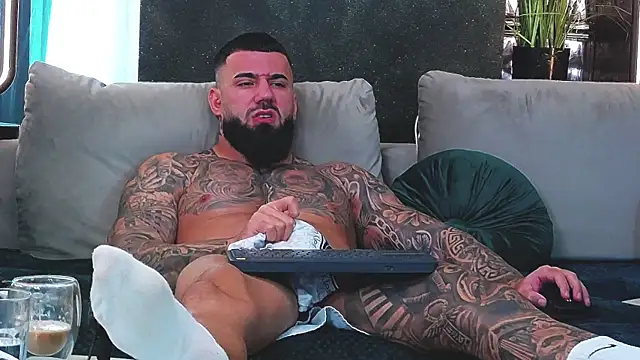 masterkingofmusclee online show from 01/13/25, 09:19