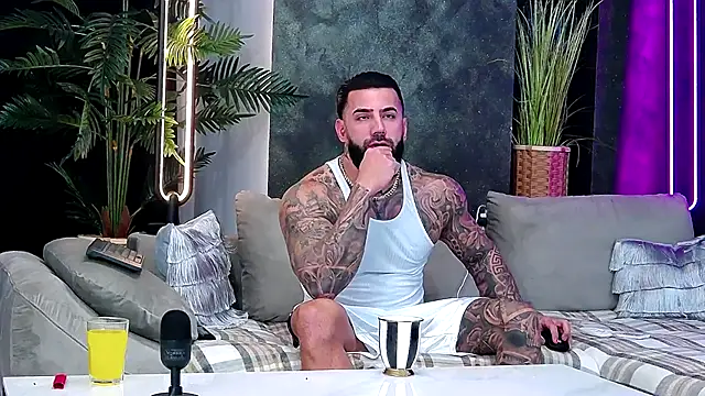 masterkingofmusclee online show from 11/25/25, 08:53