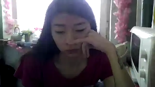 CarlyJoy online show from 10/27/25, 10:52