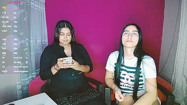 Snapshot of violeta_rous chatting on 03/04/25, 03:00 violeta rous online show from 03/04/25, 03:00