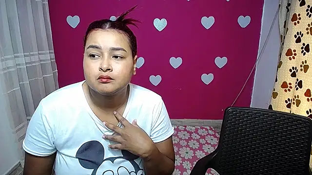 violeta rous online show from 04/13/26, 03:06