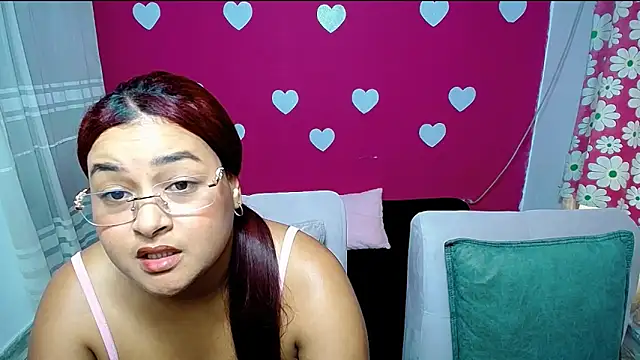 Snapshot of violeta_rous chatting on 05/14/26, 03:30 violeta rous online show from 05/14/26, 03:30