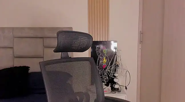 paul rogerr online show from 12/14/24, 05:40