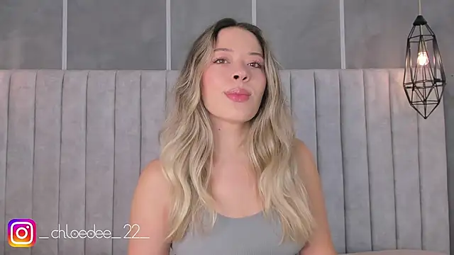 chloe d online show from 01/15/25, 11:43