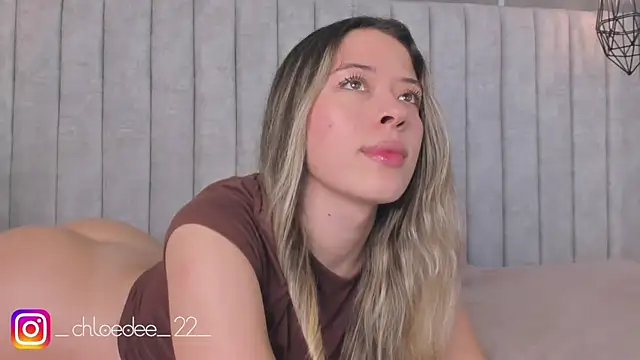 chloe d online show from 02/15/25, 02:55