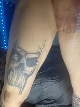 Snapshot of deepstroker42071 chatting on 02/05/25, 03:13 deepstroker42071 online show from 02/05/25, 03:13