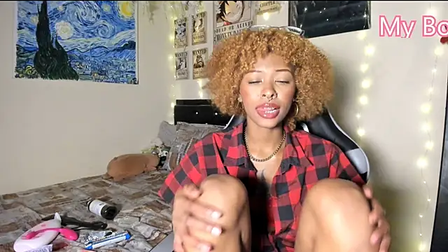 Cristal Jonasxh online show from 02/18/25, 07:10