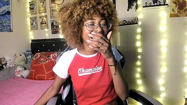 Cristal Jonasxh online show from 11/20/25, 04:34