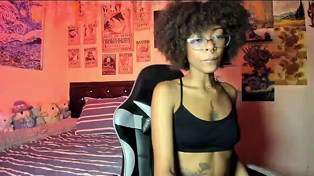 Cristal Jonasxh online show from 02/04/26, 02:28