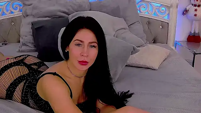 CrissyTaylor online show from 01/11/25, 06:45