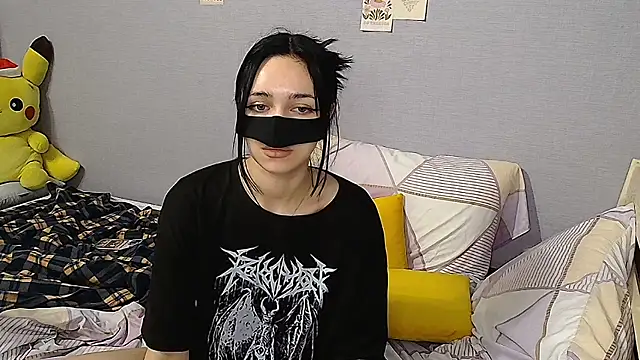 Snapshot of KathrineBerry chatting on 12/23/24, 10:42 KathrineBerry online show from 12/23/24, 10:42