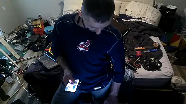 Bi curious86 online show from 11/24/25, 03:50