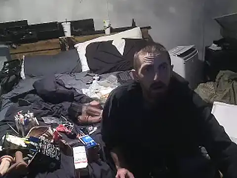 Bi curious86 online show from 02/15/26, 06:32