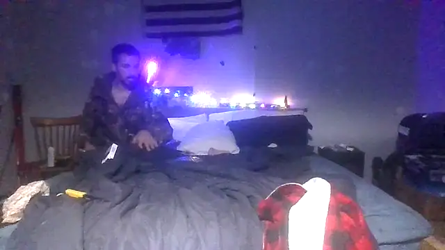 Bi curious86 online show from 04/20/26, 01:52