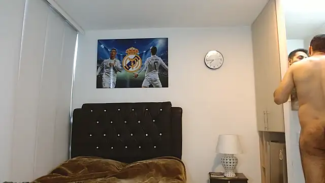 Snapshot of omarmohammedhot2 chatting on 12/13/24, 02:27 omarmohammedhot2 online show from 12/13/24, 02:27