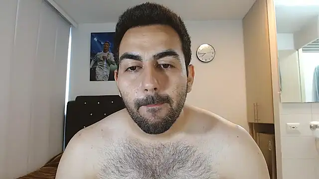 Snapshot of omarmohammedhot2 chatting on 01/05/25, 01:47 omarmohammedhot2 online show from 01/05/25, 01:47