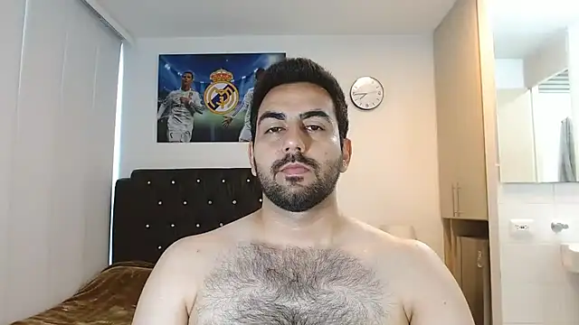 Snapshot of omarmohammedhot2 chatting on 01/13/25, 02:32 omarmohammedhot2 online show from 01/13/25, 02:32