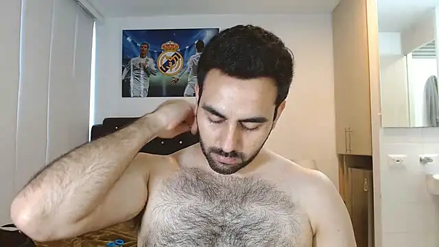 Snapshot of omarmohammedhot2 chatting on 01/20/25, 03:50 omarmohammedhot2 online show from 01/20/25, 03:50