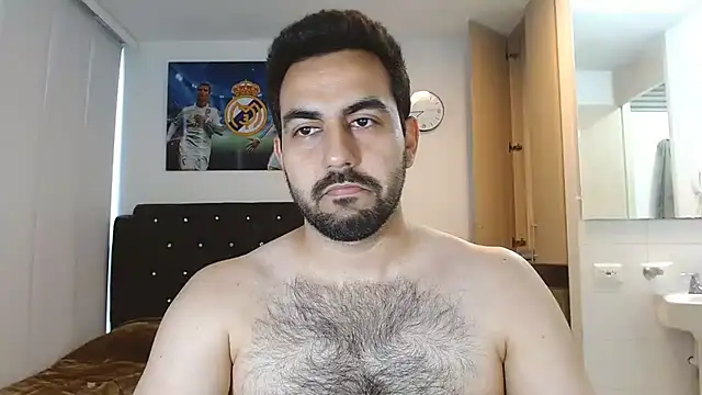 Snapshot of omarmohammedhot2 chatting on 01/23/25, 03:01 omarmohammedhot2 online show from 01/23/25, 03:01