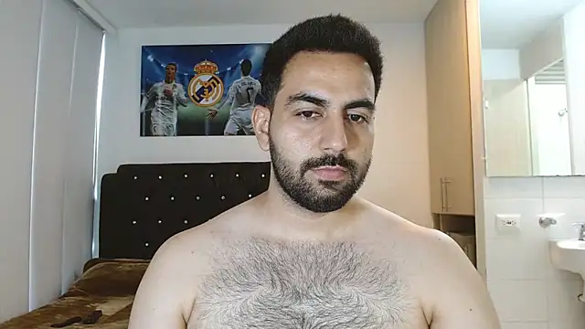 Snapshot of omarmohammedhot2 chatting on 02/07/25, 02:26 omarmohammedhot2 online show from 02/07/25, 02:26