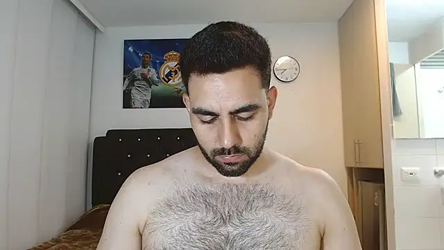 Snapshot of omarmohammedhot2 chatting on 03/01/25, 11:26 omarmohammedhot2 online show from 03/01/25, 11:26