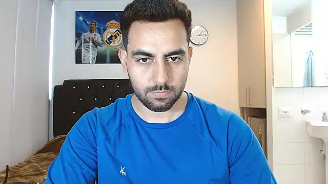 Snapshot of omarmohammedhot2 chatting on 03/04/25, 05:13 omarmohammedhot2 online show from 03/04/25, 05:13