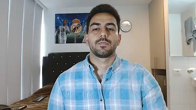 Snapshot of omarmohammedhot2 chatting on 03/14/25, 02:41 omarmohammedhot2 online show from 03/14/25, 02:41