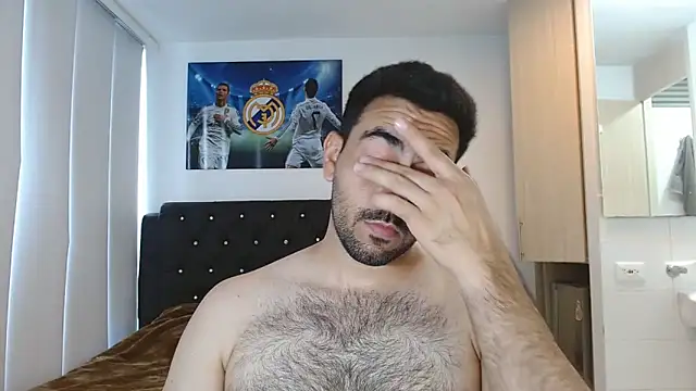 Snapshot of omarmohammedhot2 chatting on 03/15/25, 05:04 omarmohammedhot2 online show from 03/15/25, 05:04