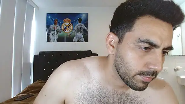 Snapshot of omarmohammedhot2 chatting on 03/20/25, 02:32 omarmohammedhot2 online show from 03/20/25, 02:32