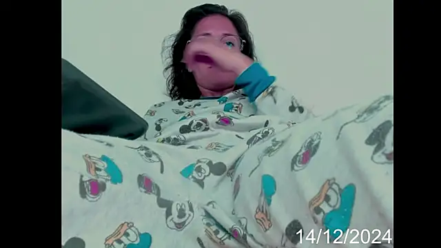 lady hana28 online show from 12/14/24, 02:10