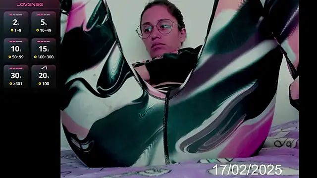 lady hana28 online show from 02/17/25, 02:37