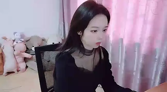 wwcc123 online show from 03/22/25, 08:40