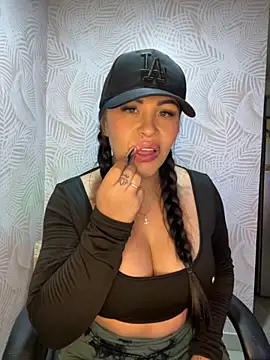 sexyyykloee online show from 10/21/25, 02:56