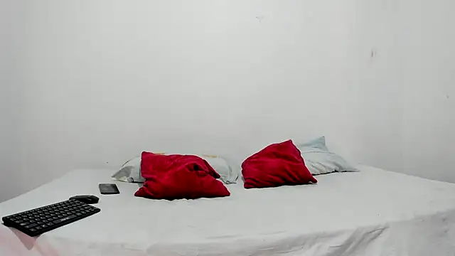 Snapshot of Danna_777 chatting on 10/07/25, 08:17 Danna 777 online show from 10/07/25, 08:17