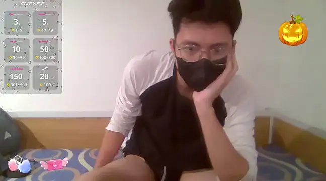 Gwencloudy online show from 12/30/24, 08:21