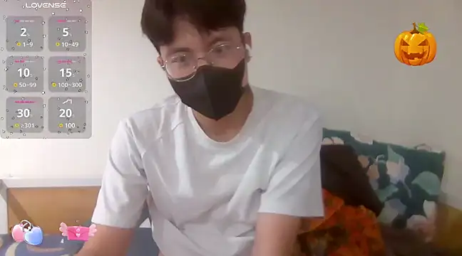 Gwencloudy online show from 03/15/25, 01:51