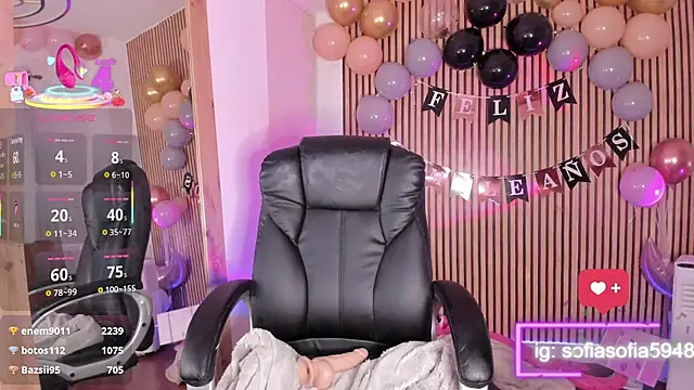 sofiah  online show from 11/16/25, 06:24