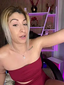 sofiah  online show from 01/11/26, 04:56