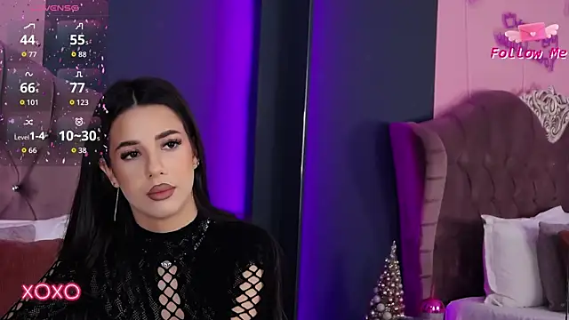 LaraKent online show from 12/17/25, 08:04