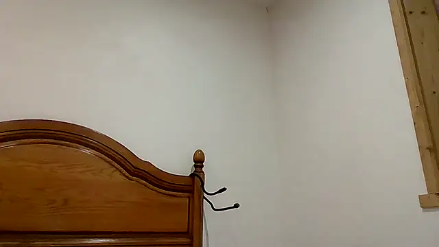 Madame Callie online show from 11/17/25, 01:17