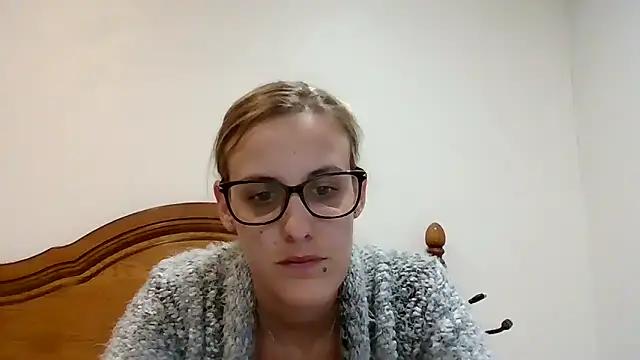 Madame Callie online show from 11/19/25, 03:56