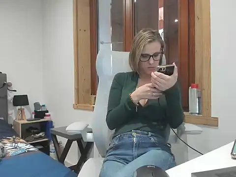 Madame Callie online show from 03/11/26, 01:39