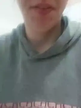 Snapshot of bruna_safadinhaa chatting on 02/23/25, 11:22 bruna safadinhaa online show from 02/23/25, 11:22